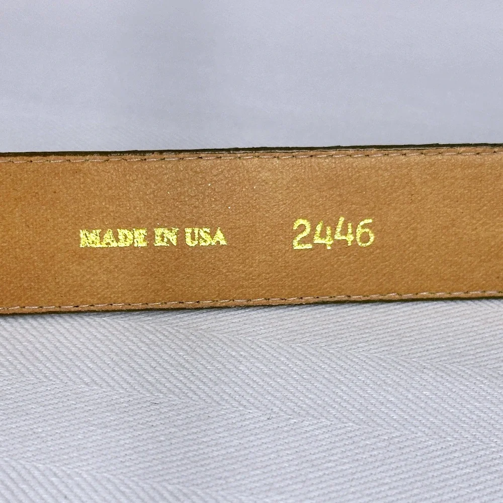 Vintage Doncaster Cognac Brown Textured Leather Belt Embossed Gold Buckle Size S